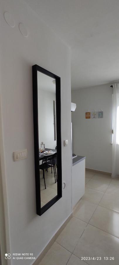 Апартаменти Apartman Sandra Спліт Екстер'єр фото